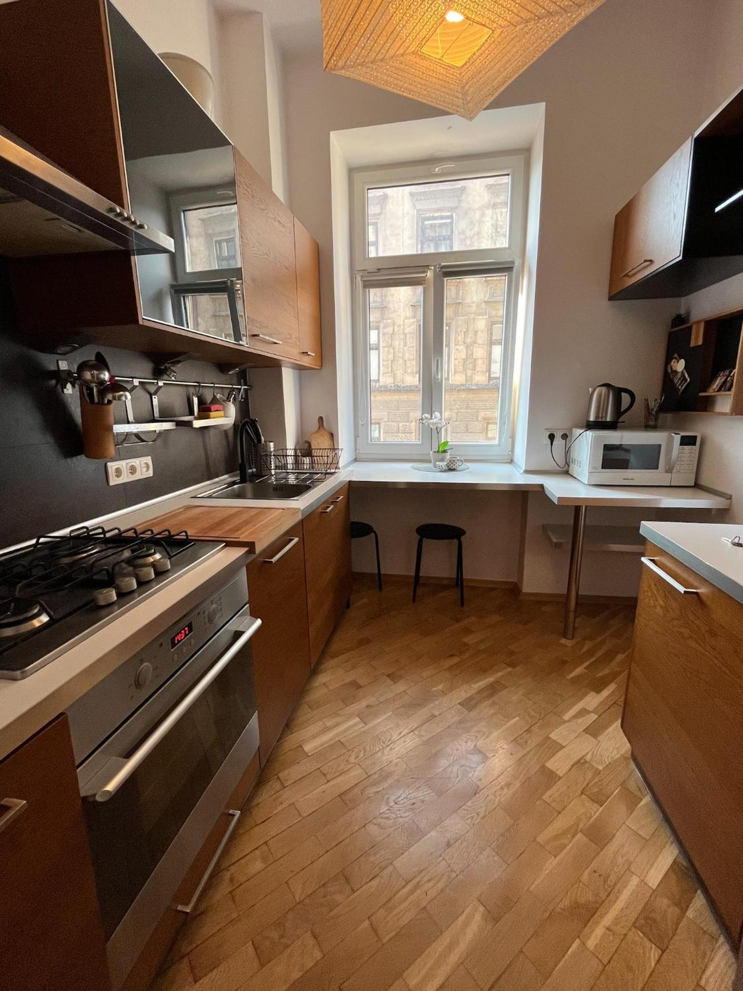 Downtown Apartment B Краків Екстер'єр фото